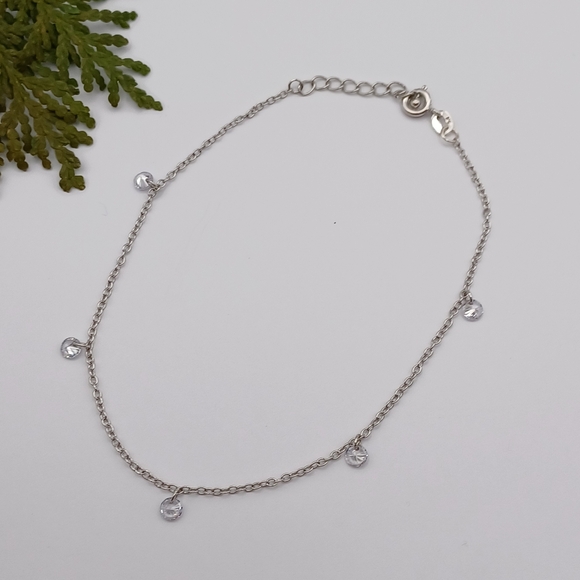✨️Dainty Crystal Bracelet/Anklet - Picture 1 of 8